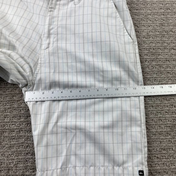 QUIKSILVER Shorts Men 34 White Blue Brown Plaid Short Pants Chino Casual Golf - Picture 12 of 13